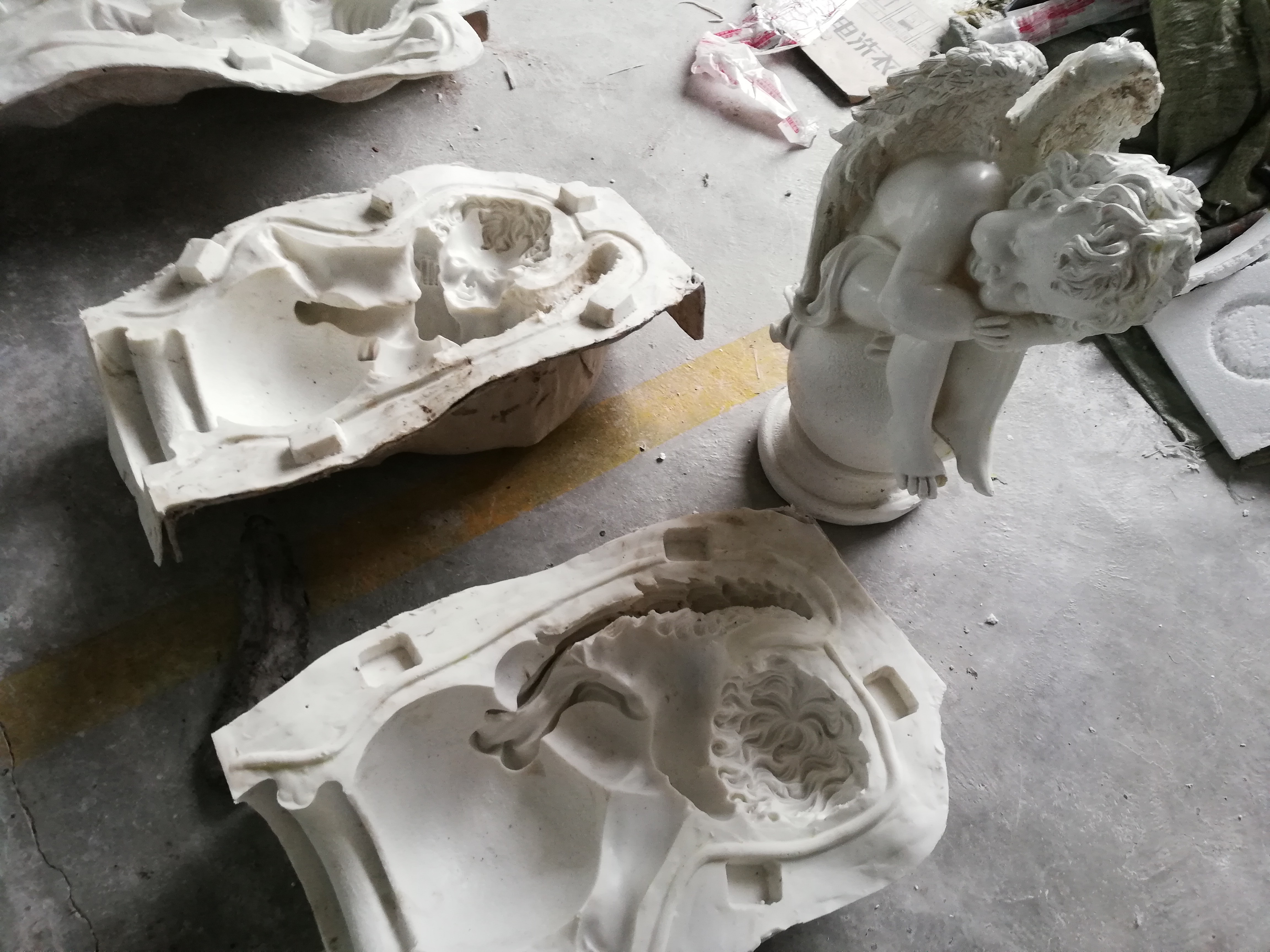 縮合型模具硅膠怎么開(kāi)分片模 ？