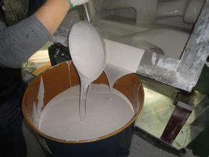 耐低溫模具硅膠能耐低溫多少度？