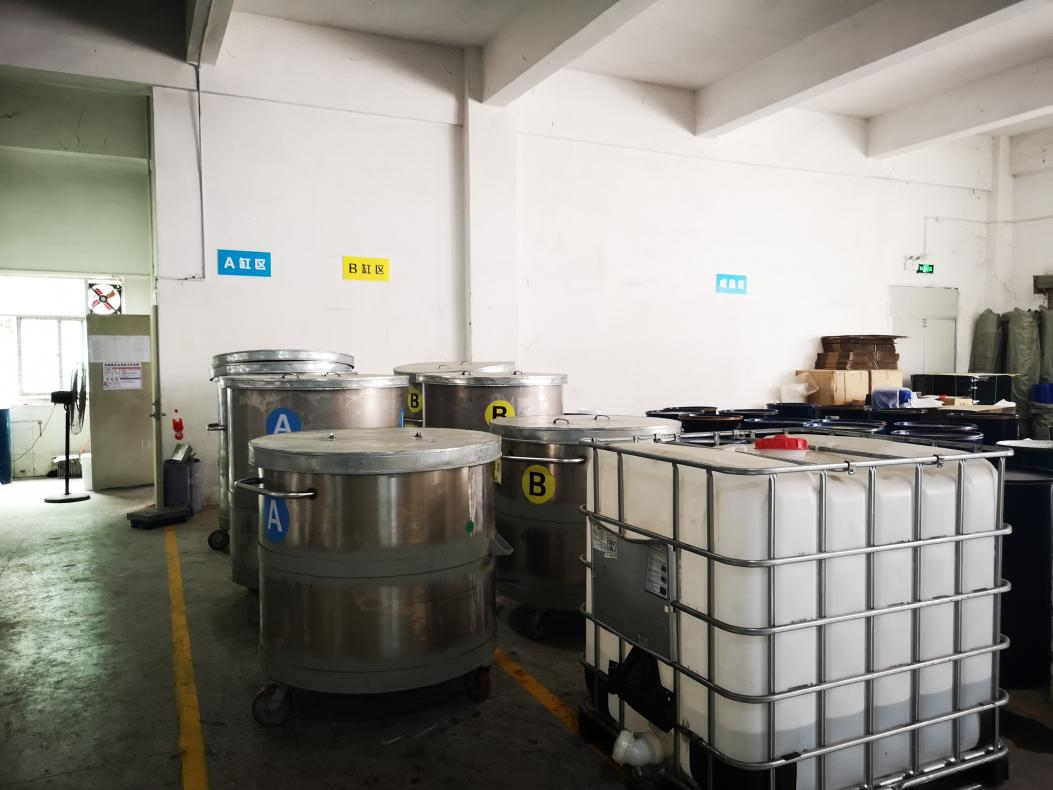 模具硅膠原料和制品儲存需留意的事項(xiàng)有哪些 ？