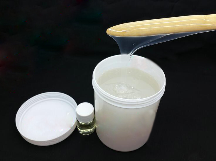 生產(chǎn)高端液態(tài)硅膠制品有什么方法？