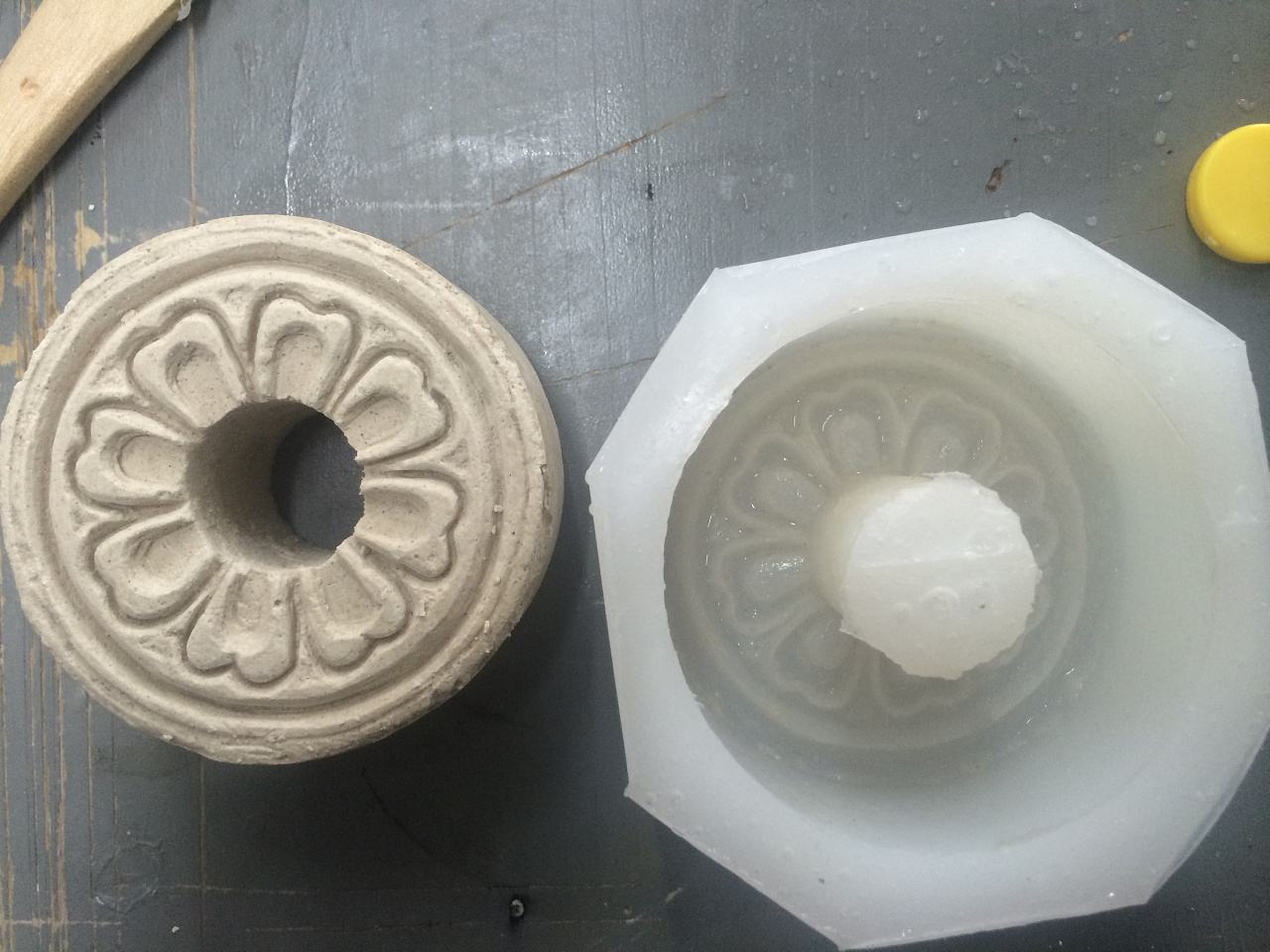 固化好的硅膠模具放置多久不能用了？